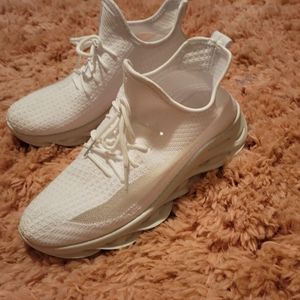Emma New York sneakers White w/ clear sides size 6.